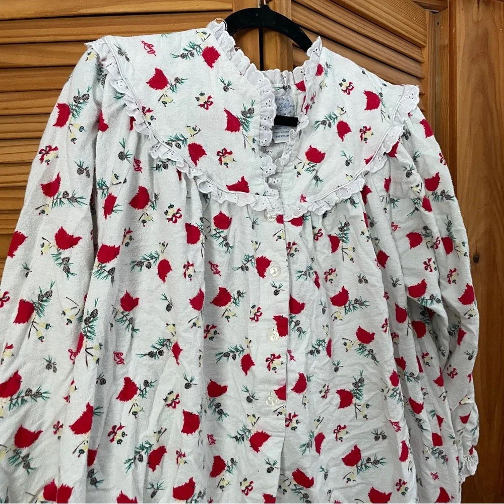 Lanz of Salzburg Winter Cardinal Bird Cotton Nightgown - Picture 2 of 9